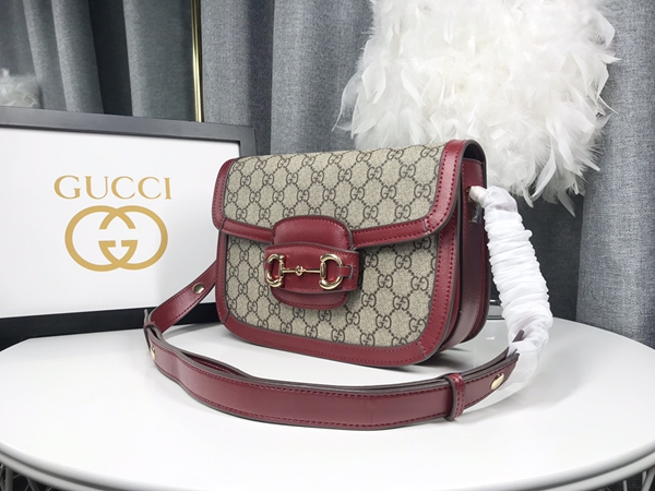 激安グッチバッグコピー側面デザイン